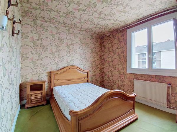 Maison
         5 pièces
        - 75 m² 119 000 € *