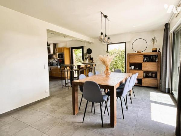 LESQUIN Belle Maison individuelle de 130 m² - 4 chambres - bureau sur une parcelle  de 921 m².