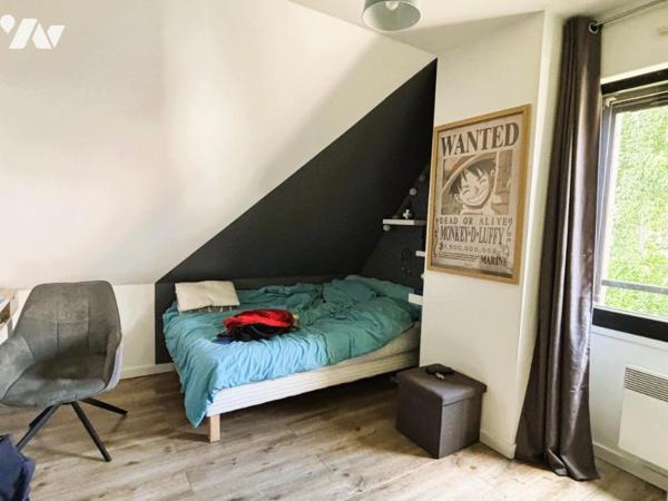 LESQUIN Belle Maison individuelle de 130 m² - 4 chambres - bureau sur une parcelle  de 921 m².