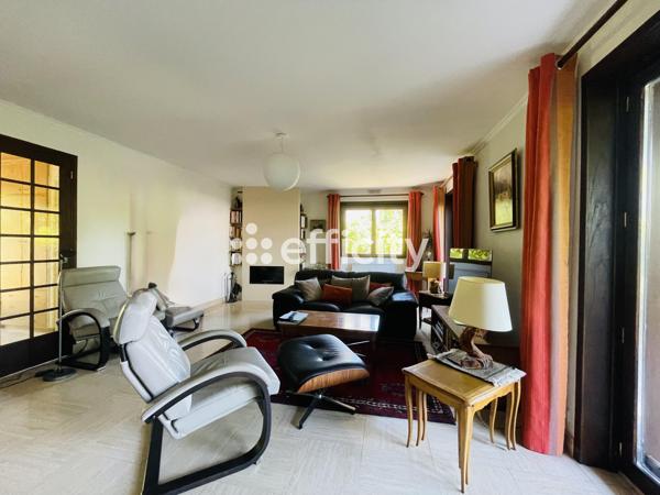 Maison 5 pièces - 130 m² Exclusivité efficity