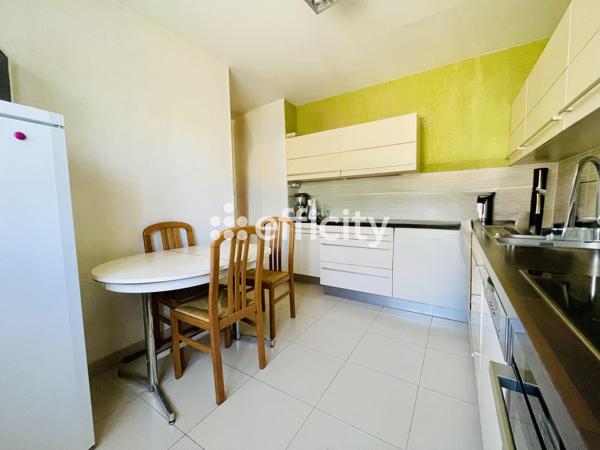 Maison 5 pièces - 130 m² Exclusivité efficity