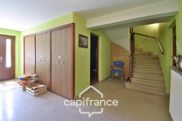 Dpt Jura (39), à vendre proche de BLETTERANS maison P10