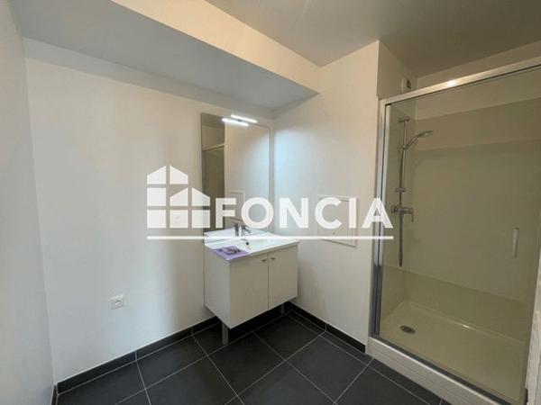 Location Appartement 2 pièces 41.77 m² - 9 ALLEE HENRI DUNANT Joinville-le-pont 94340