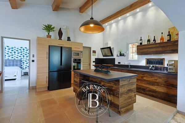 Gonfaron, Propriété viticole 6 Chambres -  230 m² à vendre