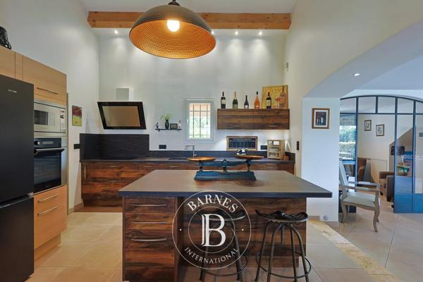 Gonfaron, Propriété viticole 6 Chambres -  230 m² à vendre