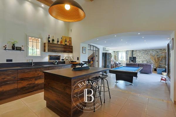 Gonfaron, Propriété viticole 6 Chambres -  230 m² à vendre