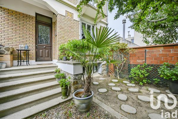 House for sale 5 rooms 120 m² Bois-Colombes