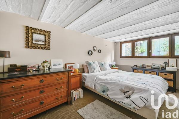 House for sale 5 rooms 120 m² Bois-Colombes