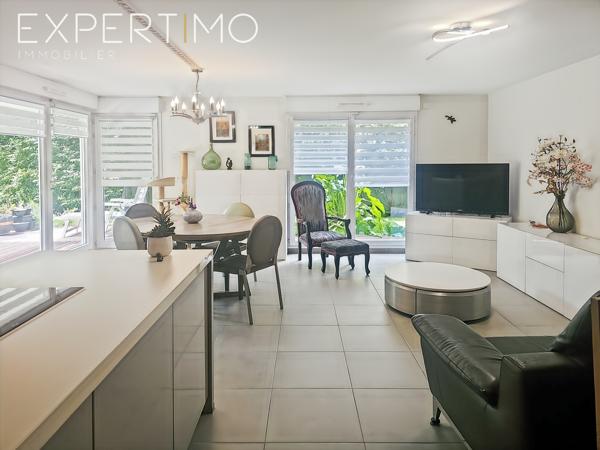 Rez-de-jardin 5 pièces avec jardin de 207 m²
