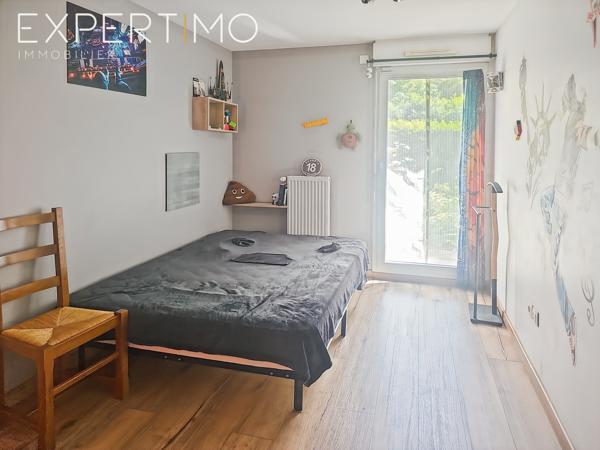 Rez-de-jardin 5 pièces avec jardin de 207 m²