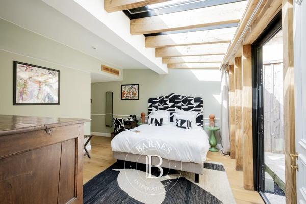 Le Bouscat, Hôtel 8 Chambres -  420 m² à vendre