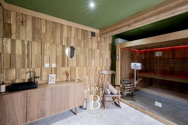 Le Bouscat, Hôtel 8 Chambres -  420 m² à vendre