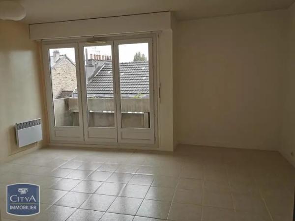 Appartement à louer 1 pièce 25m²