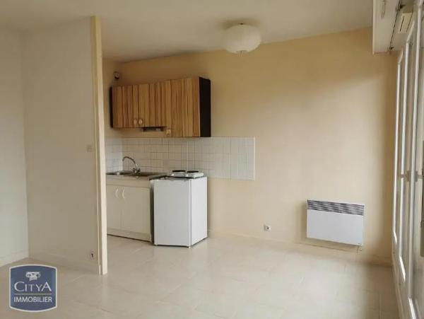 Appartement à louer 1 pièce 25m²