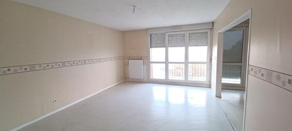 RUE DE LA VENDEE LA ROCHELLE/PORT NEUF – APPARTEMENT T3 Trop tard… Ce bien est déjà vendu !