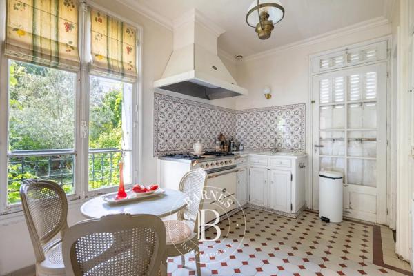 Le Chesnay, Maison 5 Chambres -  185 m² à vendre