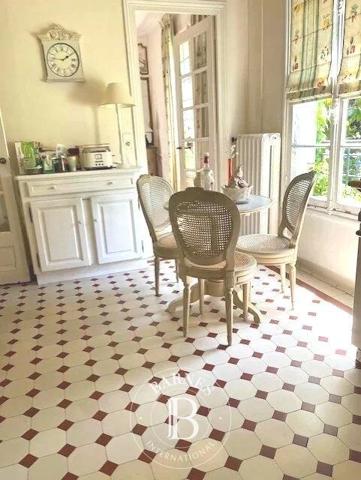Le Chesnay, Maison 5 Chambres -  185 m² à vendre