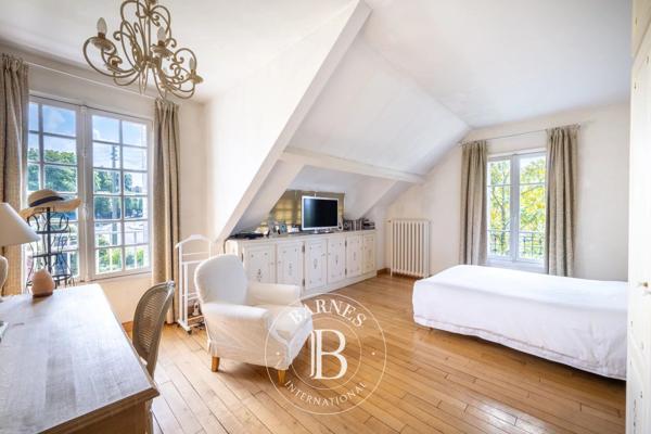 Le Chesnay, Maison 5 Chambres -  185 m² à vendre