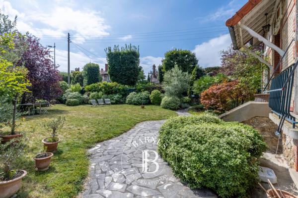 Le Chesnay, Maison 5 Chambres -  185 m² à vendre