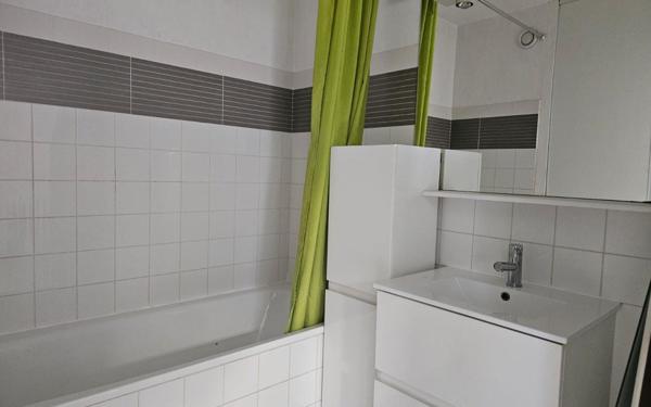 Appartement à vendre    1 pièce • 32 m2 Amiens