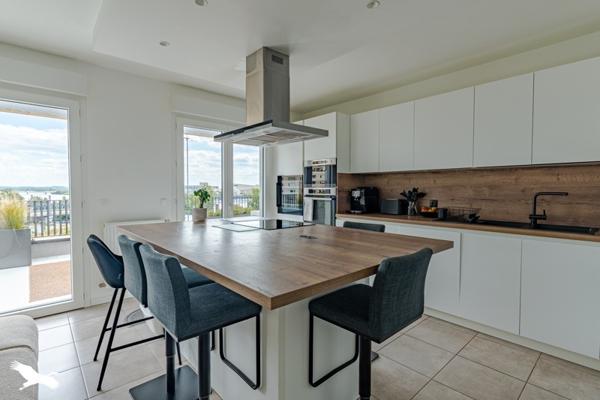 Appartement à vendre |                                       Bordeaux |                                        4 pièces  |  86 m²