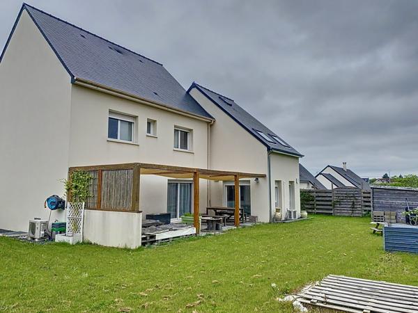 À vendre - Maison individuelle, 8 pièces située à Tours (37000)