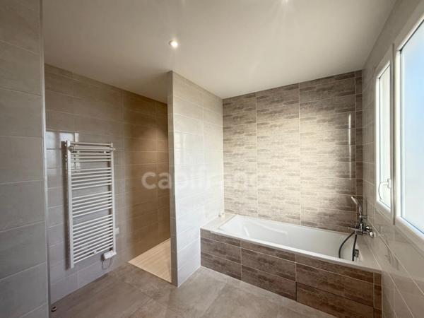 Maison contemporaine de 2024 – 133 m² – 3 chambres – Terrain 781 m² hors lotissement