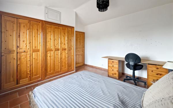 Maison à vendre    6 pièces •  Tourrettes-sur-Loup