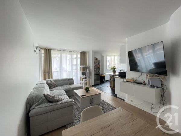 Appartement F4 à vendre  4 pièces - 83,28 m 2   ELANCOURT  - 78