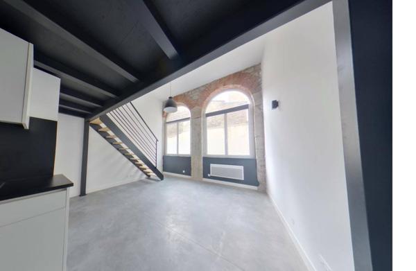 Appartement 1 pièce                                        - 42000 Saint-Étienne Réf : 4561