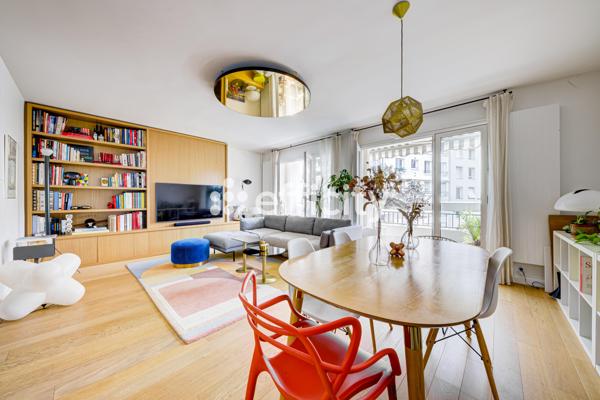 Appartement
         4 pièces
        - 99 m² Bien prestige 1 500 000 € *