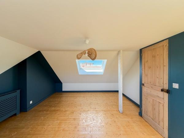 BUISSON- Coup de cœur, 170m² - 5 Ch - Jardin SUD Garage