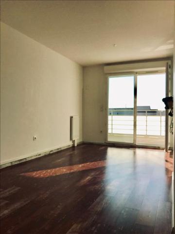 Appartement à louer 627 € CC LA ROCHELLE 2 p 39 m² DPE D