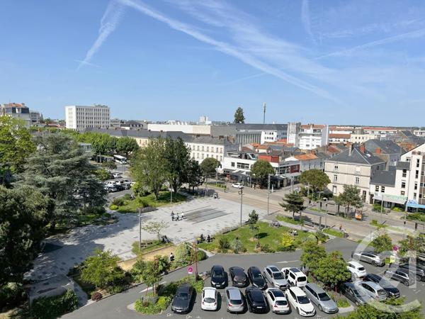 Appartement à vendre  4 pièces - 121,62 m2 LA ROCHE SUR YON - 85