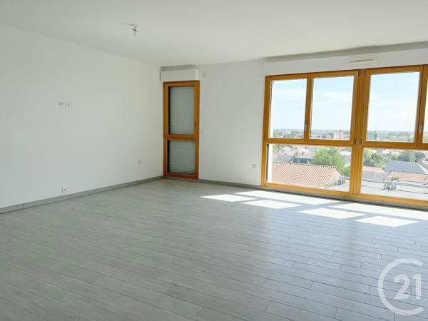 Appartement à vendre  4 pièces - 121,62 m2 LA ROCHE SUR YON - 85