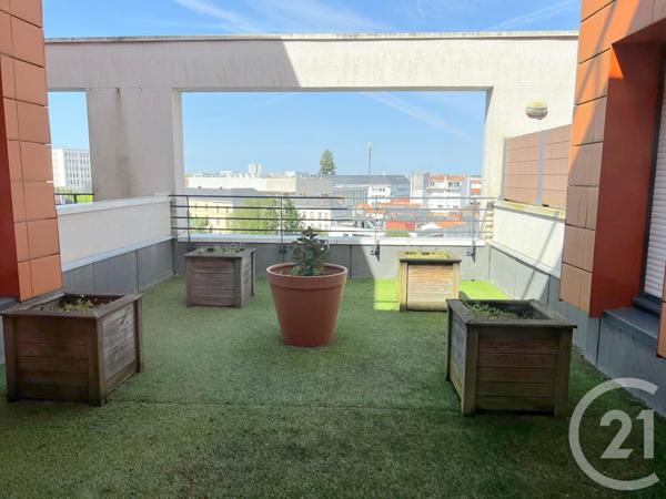 Appartement à vendre  4 pièces - 121,62 m2 LA ROCHE SUR YON - 85