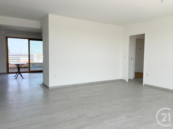Appartement à vendre  4 pièces - 121,62 m2 LA ROCHE SUR YON - 85