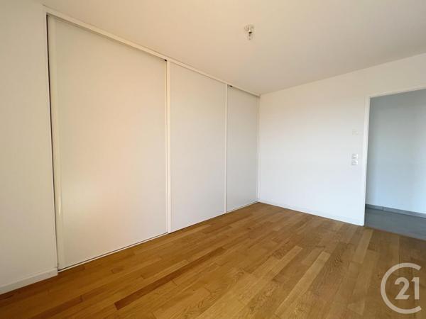 Appartement à vendre  4 pièces - 121,62 m2 LA ROCHE SUR YON - 85