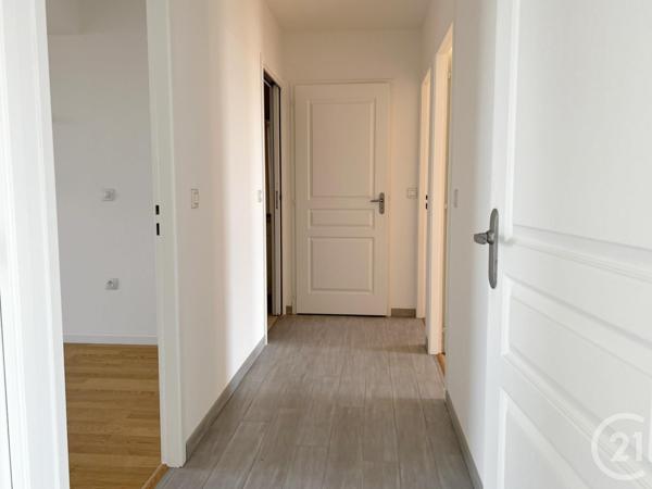 Appartement à vendre  4 pièces - 121,62 m2 LA ROCHE SUR YON - 85