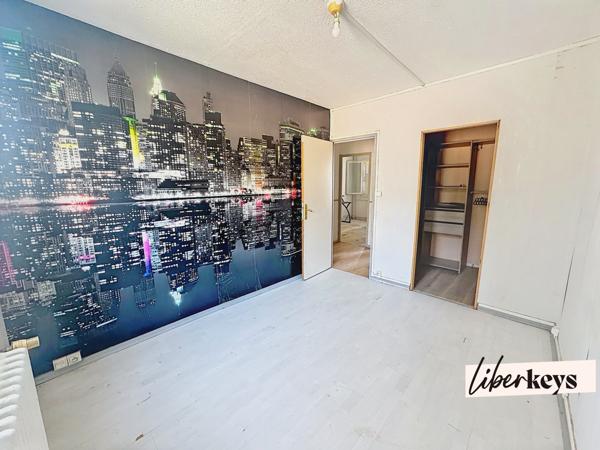 SAUMUR – T5 de 85 m² à 89 500 € : une opportunité à saisir pour investisseurs ou amateurs de rénovation !