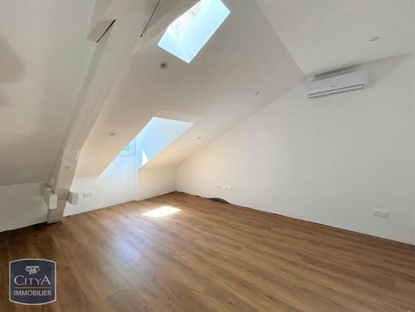 Appartement à louer 3 pièces 55.47m² Cahors (46000)