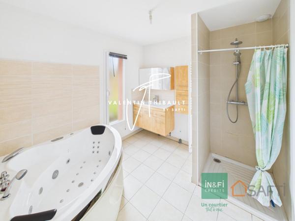 Maison T5 plain-pied au calme avec piscine à Chabournay