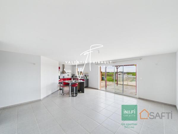 Maison T5 plain-pied au calme avec piscine à Chabournay