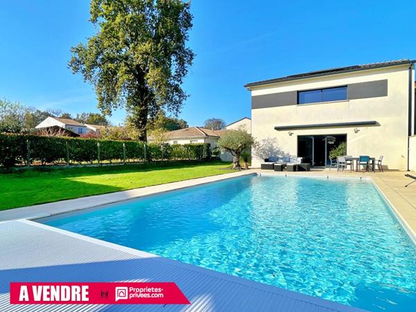 Maison Eysines 6 pièce(s) 170 m2 piscine dépendance double garage