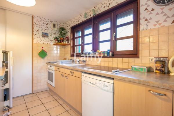 Annexe + parking + appartement + parking + parking