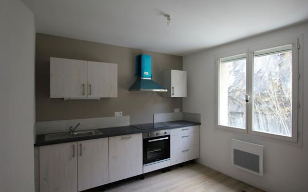 Appartement à louer    4 pièces •  Saint-Flour