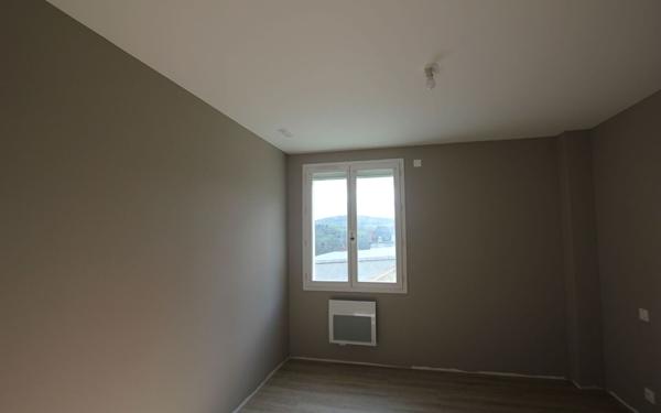 Appartement à louer    4 pièces •  Saint-Flour