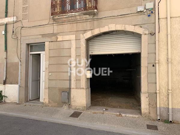 Maison de ville à restaurer : 51.33 m2 + Grenier 54 m2 + garage 53 m2