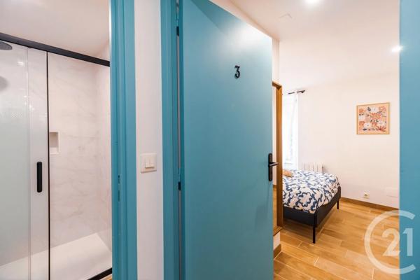 Appartement F4 à vendre  4 pièces - 65,20 m 2   GUINGAMP  - 22