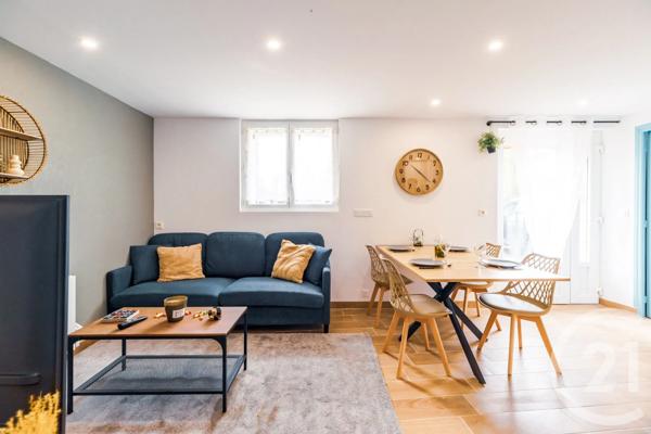 Appartement F4 à vendre  4 pièces - 65,20 m 2   GUINGAMP  - 22
